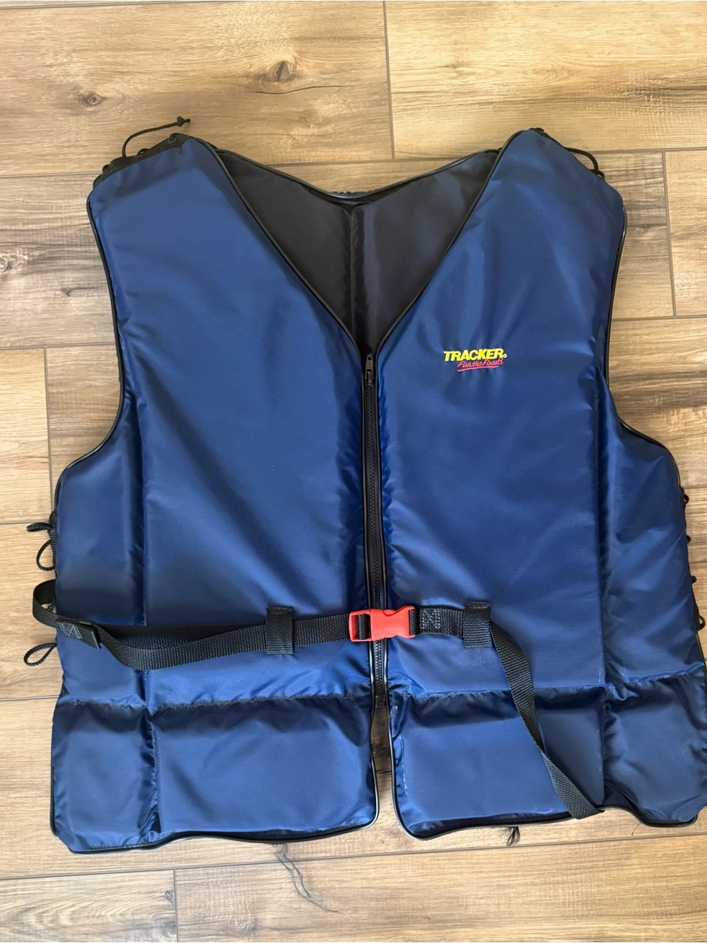 Tracker PFD Life Jacket in Navy Blue-Men’s plus size 4x-7x adjustable